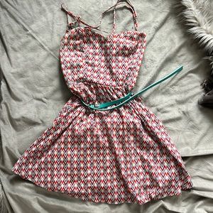 Cute flowy dress with matching belt